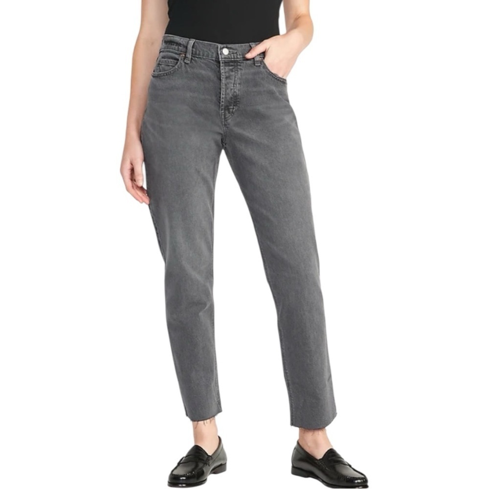 Old Navy Women’s High-Waisted Button-Fly Slouchy Straight Leg Cut-Off Gray Jeans